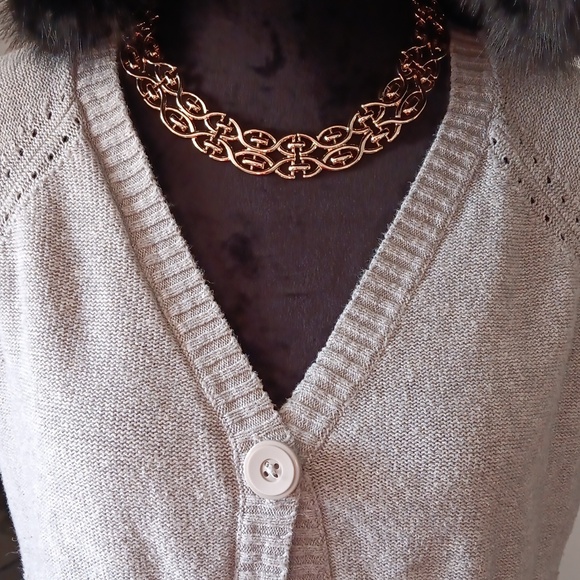 A Grey Stylish Croppy Button up Sweater Size Large - Picture 2 of 9